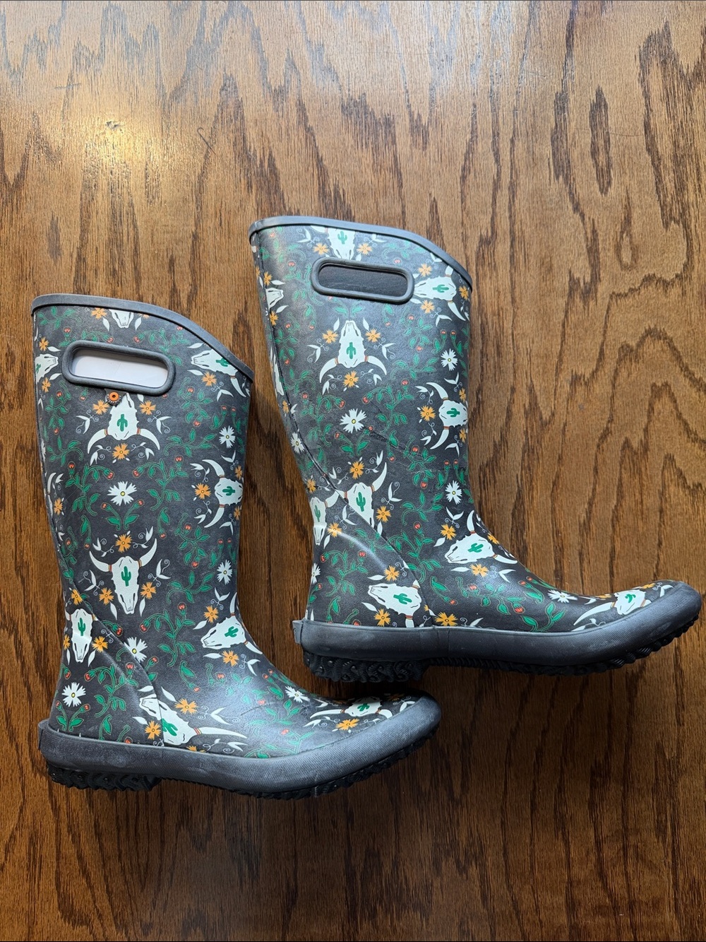 Bogs Women's Black Floral Skull Print Rain Boots